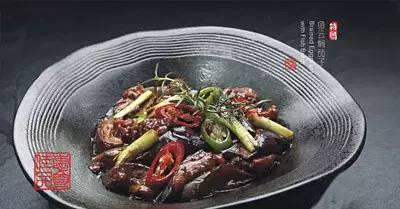 匠心三十味，細品惠食佳——探秘廣州惠食佳餐廳的三十道茄子主題美食盛宴